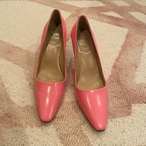 Roger Vivier Pink Pumps with “Comma” Heels